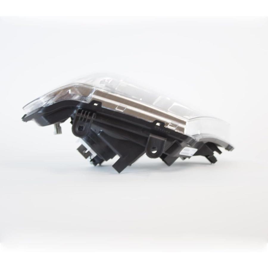 【並行輸入品】TYC 20-9080-00 交換用運転席側ヘッドランプ 日産フロンティア用 20-9080-00の画像