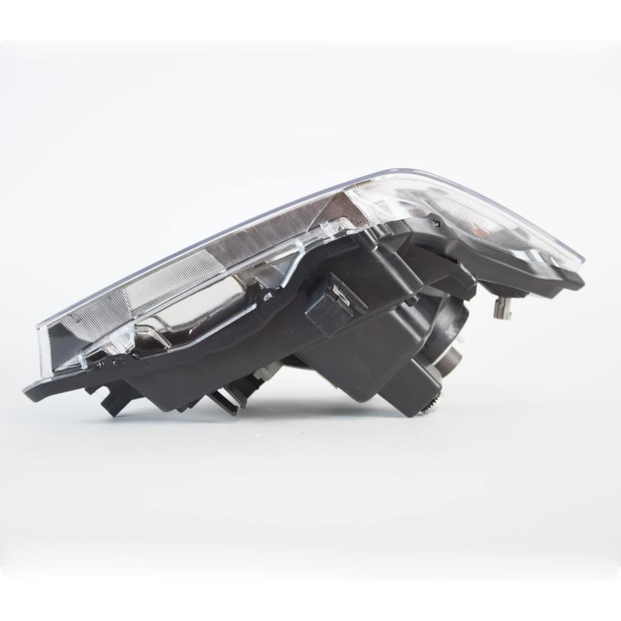 【並行輸入品】TYC 20-9080-00 交換用運転席側ヘッドランプ 日産フロンティア用 20-9080-00の画像