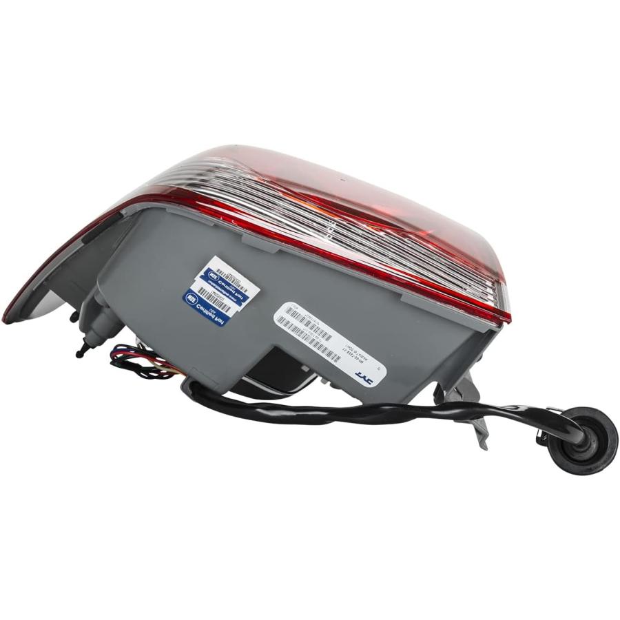 【並行輸入品】TYC 11-6358-00-1 CHEVROLET Cruze交換用テールランプに対応の画像