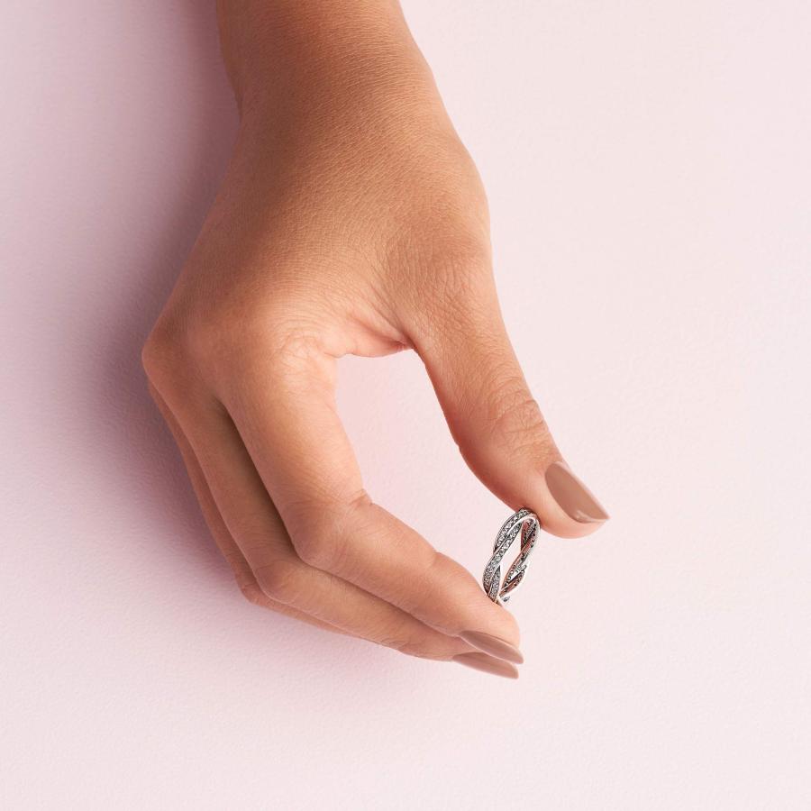【並行輸入品】Pandora スパークリングツイストラインリング 彼女へのギフト 重ね付け可能なスターリングシルバーリング スターリ_9