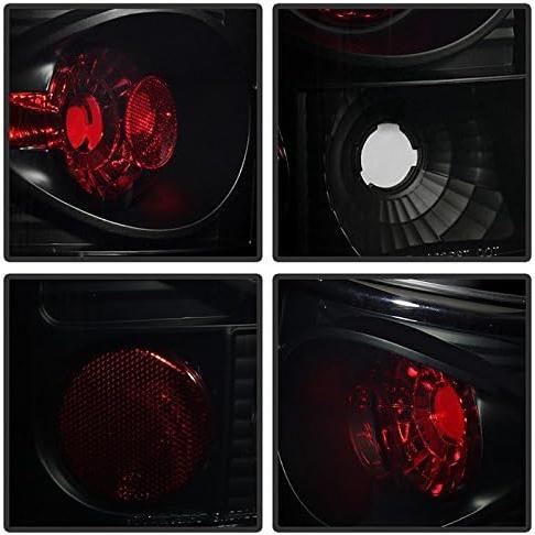 【並行輸入品】Xtune Euro Style Tail Light for Chevy Suburban 1500 2500 00-06 - Tahの画像