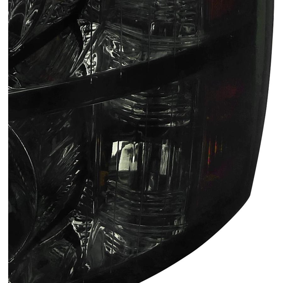 【並行輸入品】Spec-D チューニングヘッドライトスモークレンズ アンバーリフレクター付き 2007-2014 シボレー シルバラード 1500 2の画像