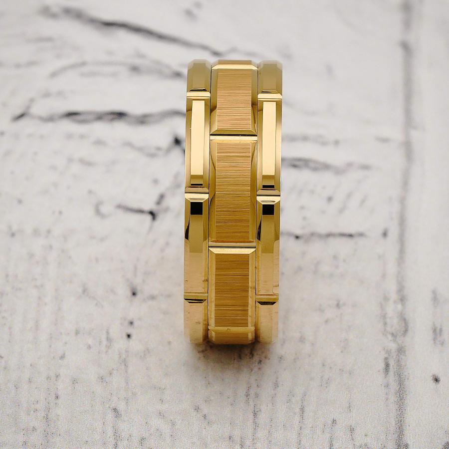 【並行輸入品】メンズタングステンリング 8mm ウエディングリング 14金ゴールドヘアライン加工のセンターと溝 サイズ8〜15 100S JEWの画像