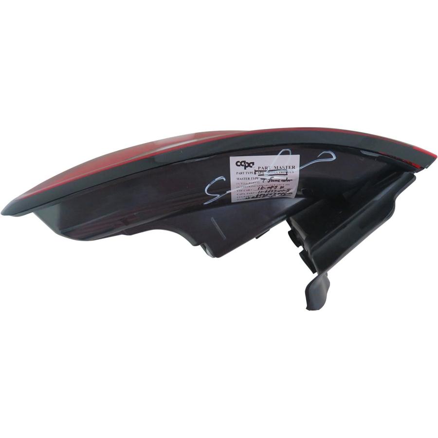 【並行輸入品】TYC 11-6677-00-9 DODGE Durango 交換用テールランプの画像