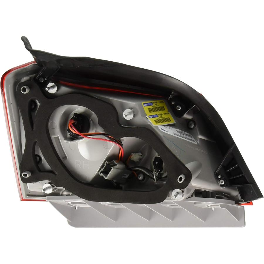 【並行輸入品】OE交換用テールライトアセンブリ シボレー インパラ 2014-2017 (パーツリンクGM2805116)の画像