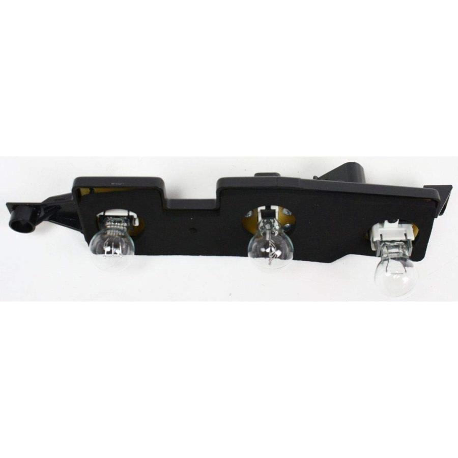 【並行輸入品】Fitrite Autopart New Left Driver Side Tail Lamp Connector Plate Forの画像