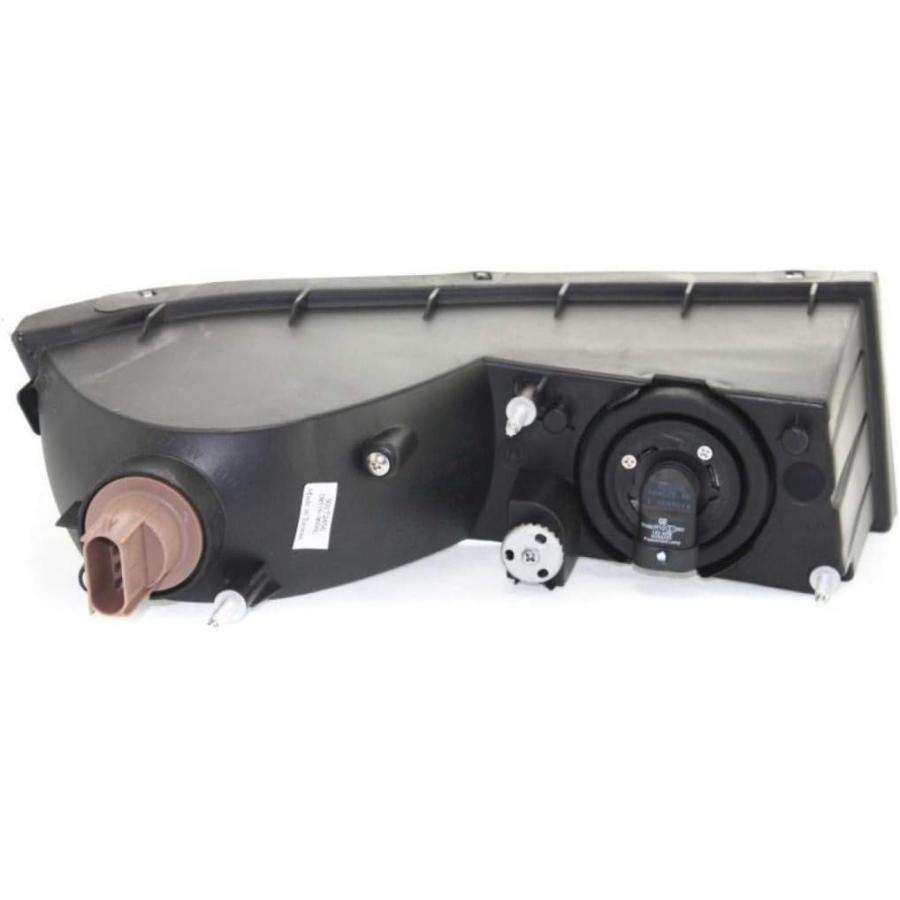 【並行輸入品】KarParts360: For 2007-2014 Cadillac Escalade Fog Light Assembly Pairの画像