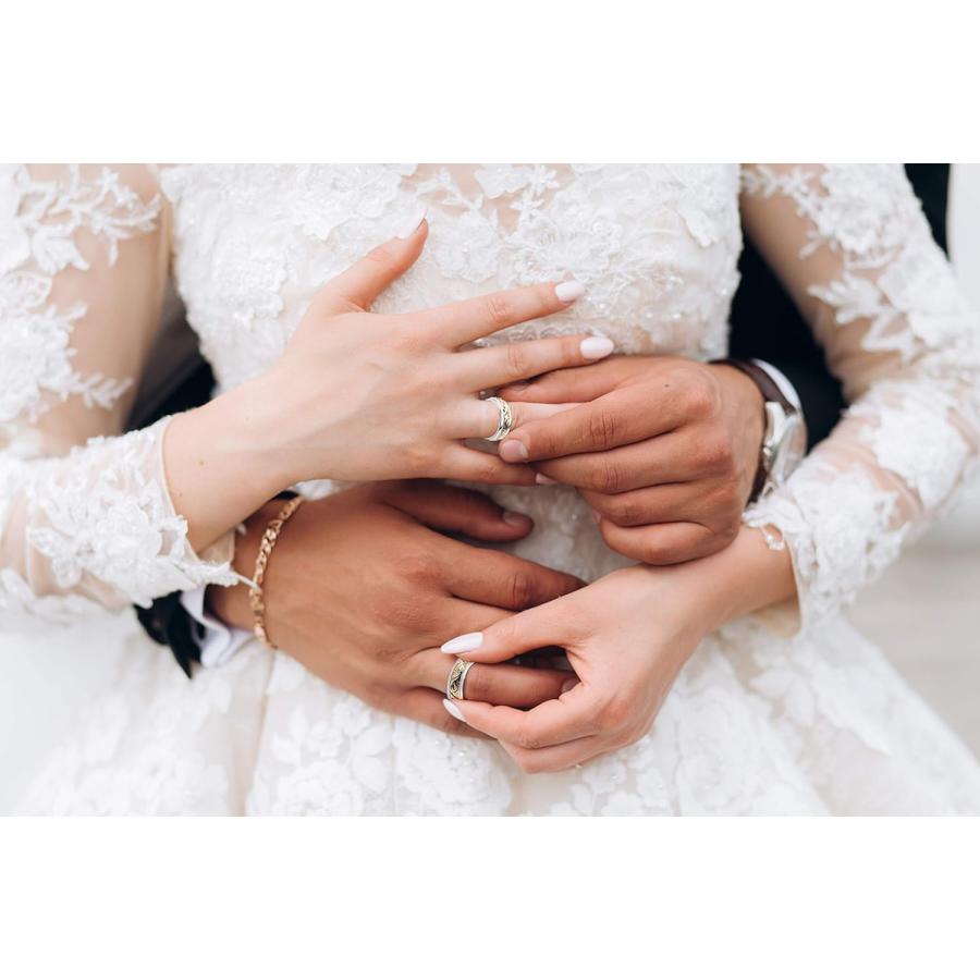 【並行輸入品】Alain Raphael ツートーンスターリングシルバーと10Kイエローゴールド 幅6mm 快適フィット 結婚指輪の画像