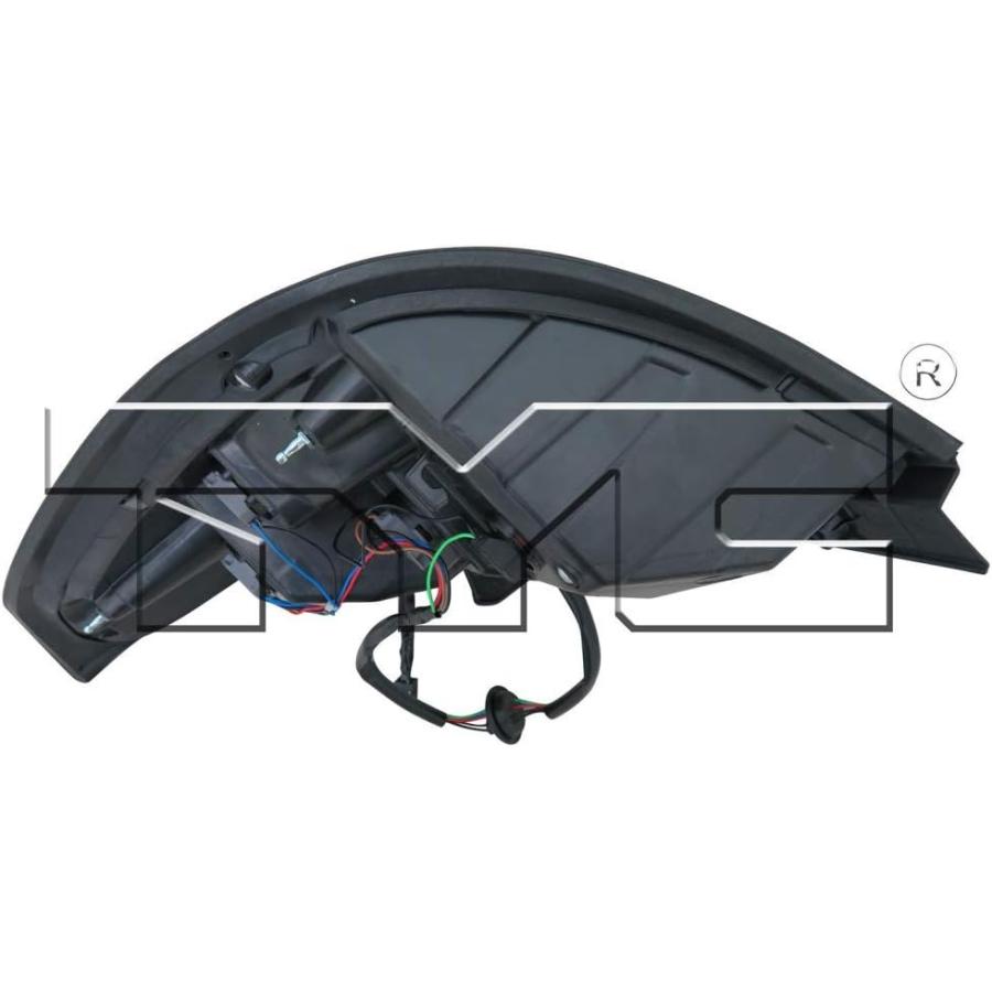 【並行輸入品】For Chevy Captiva Sport Tail Light 2013 2014 2015 Driver Side For GMの画像