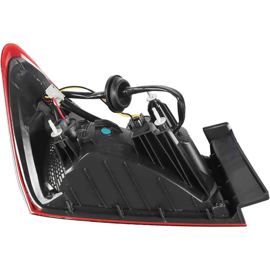【並行輸入品】WFLNHB 右側テールライト 交換用 2016-2021 Chevy Malibu リアアウターテールライトランプ 助手席側 (非LEの画像