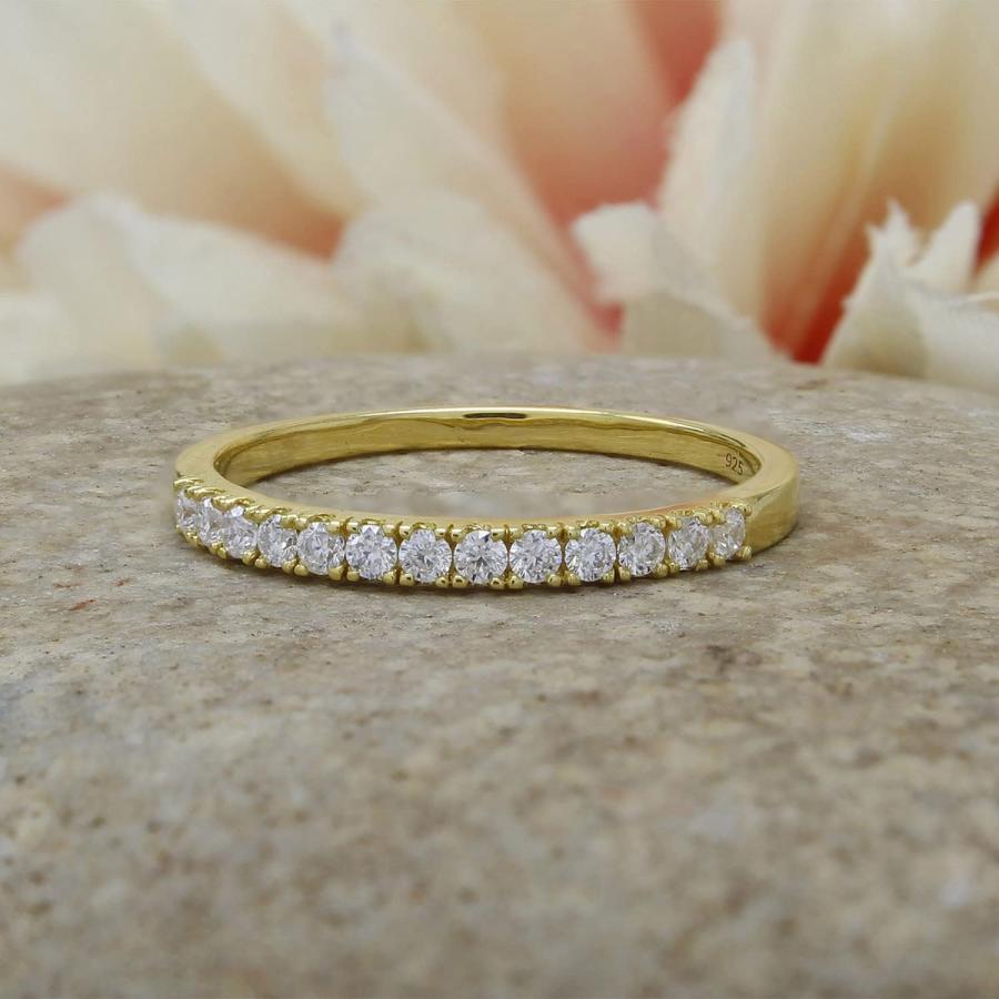 【並行輸入品】SAVEARTH DIAMONDS 1/3 ct. t.w ラウンドカット 人工G-Hカラー モアッサナイトダイヤモンド ハーフエタニテの画像