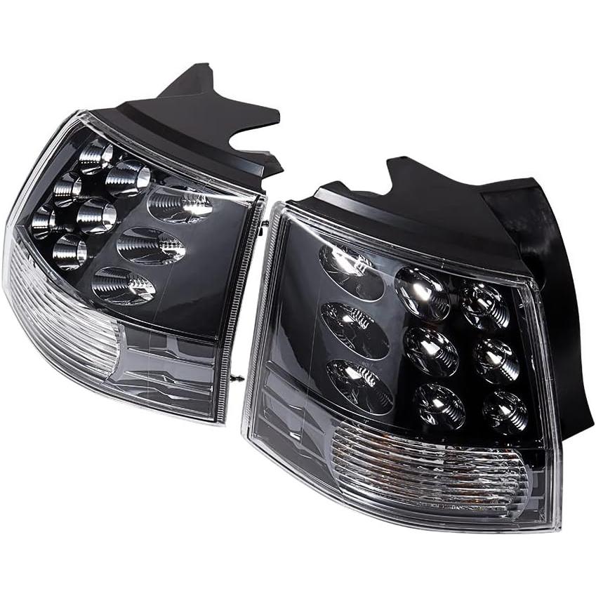 【並行輸入品】AMOPA amopacorp Left \u0026 Right Outer Tail Light Assembly Replacement Sの画像