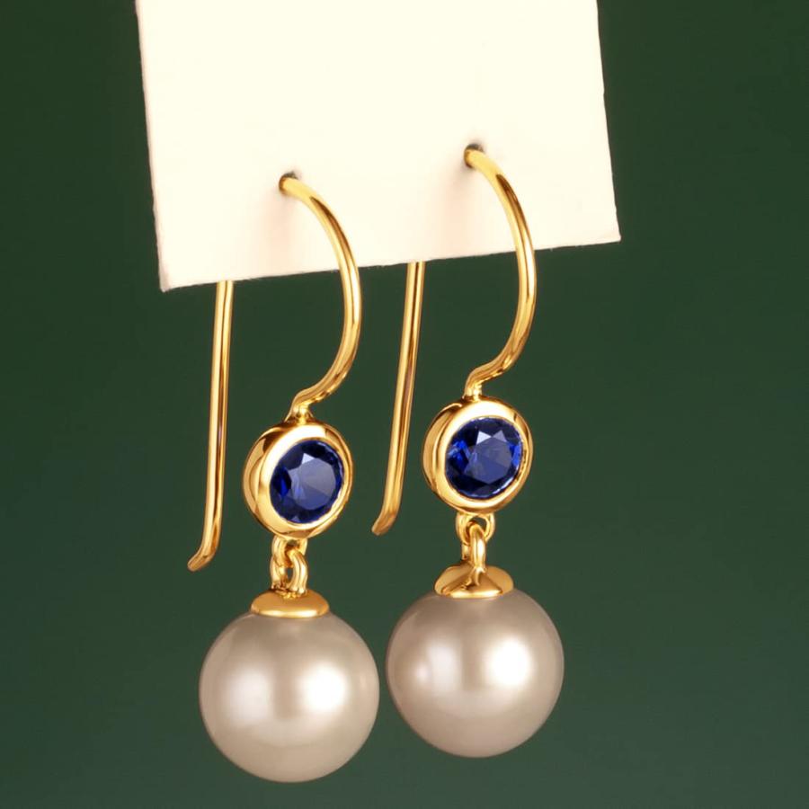 【並行輸入品】Peora 14K イエローゴールド 8mm 淡水養殖ホワイトパール 人工ブルーサファイア ドロップイヤリング レディース 9月のの画像