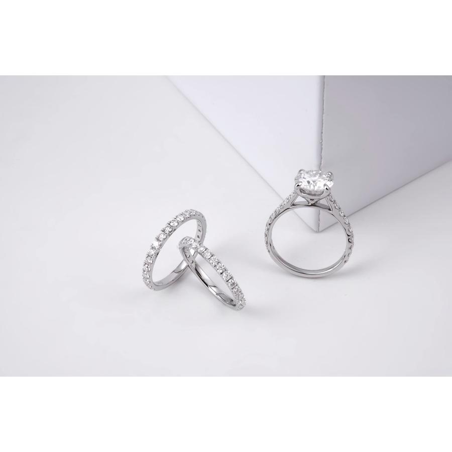 【並行輸入品】Jiostonor モアッサナイト 婚約指輪 合計4.74カラット 3カラット センターウェディングバンド Dカラー VVS1 ラの画像