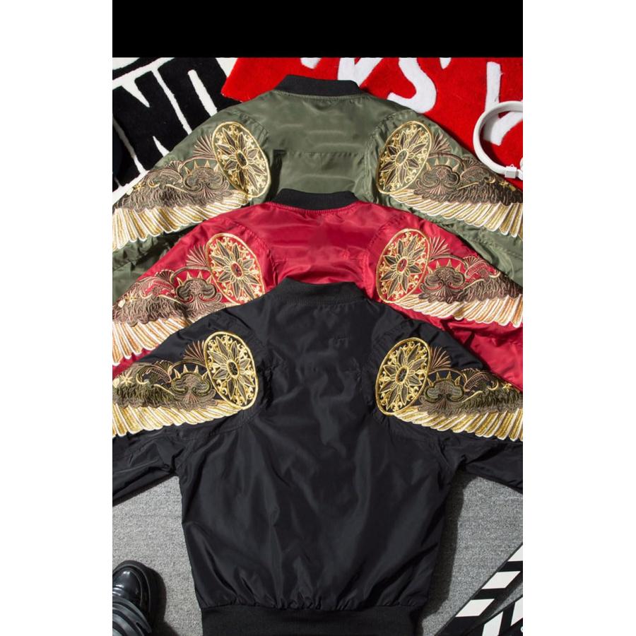 【並行輸入品】JYHBHMZG Japanese Style Black Coat with Golden Wings Embroideryの画像