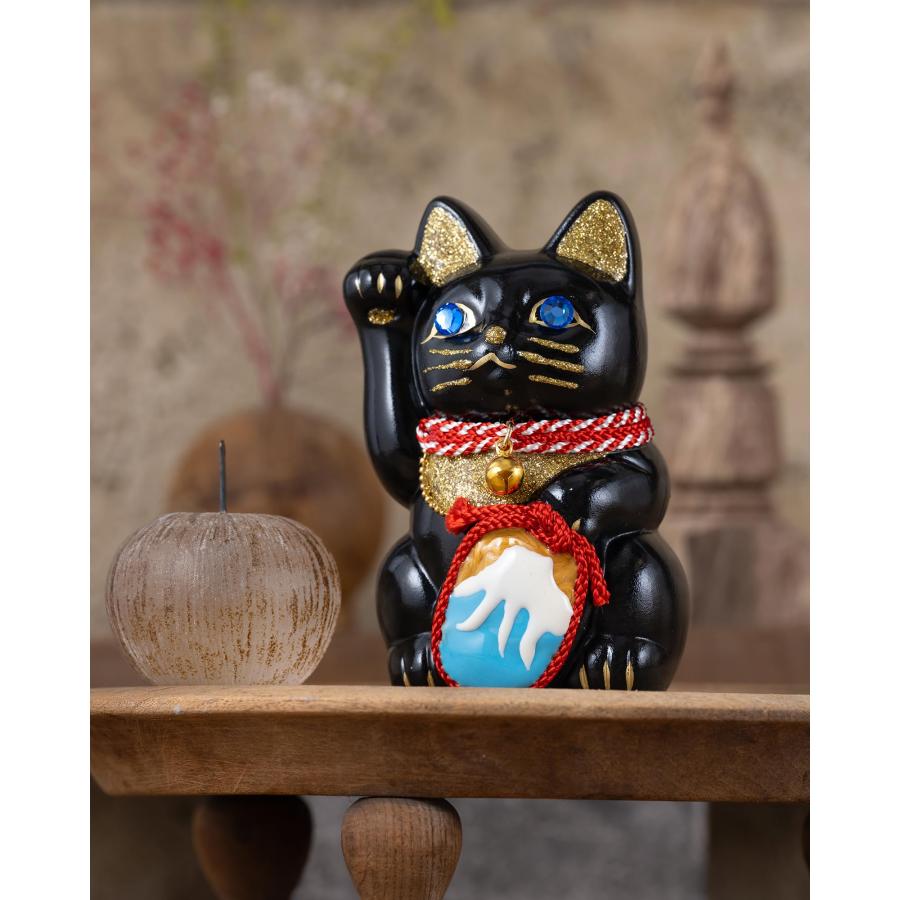 ご縁猫 富士山(S-SIZE 黒 Black)右手あげ/陶器_lucky cat ご縁猫 富士山(S-SIZE 黒 Black)右手あげ/陶器_lucky cat