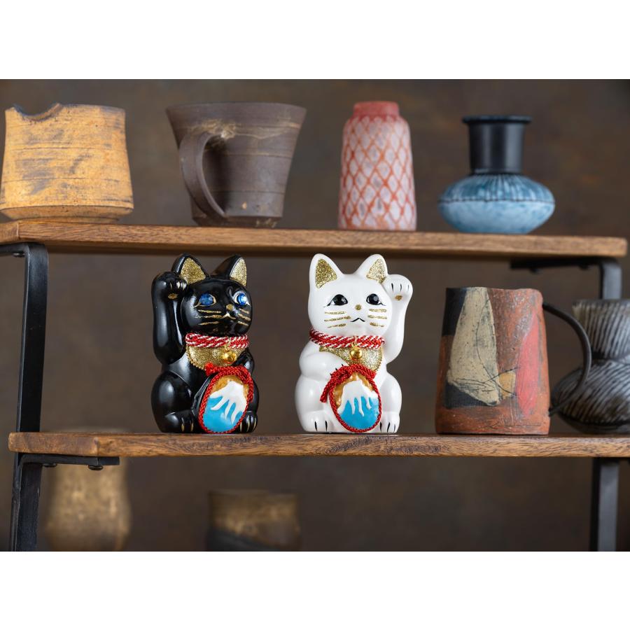 ご縁猫 富士山(S-SIZE 黒 Black)右手あげ/陶器_lucky cat ご縁猫 富士山(S-SIZE 黒 Black)右手あげ/陶器_lucky cat