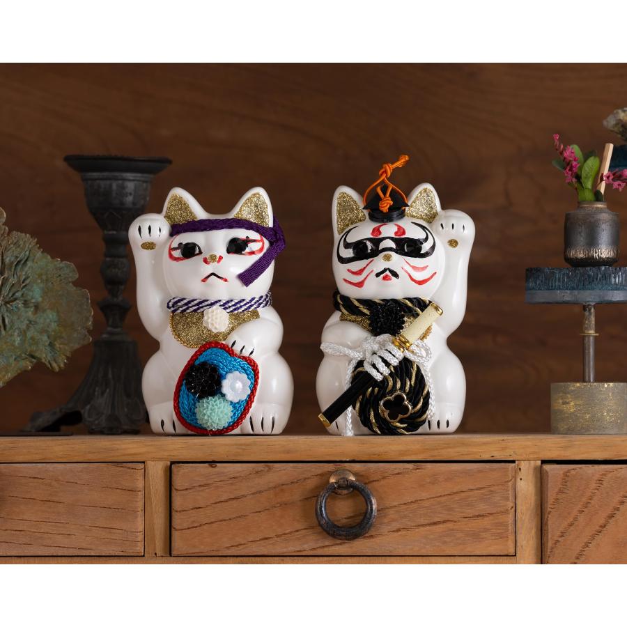 ご縁猫 歌舞伎 暫(S-SIZE 白 White）左手あげ/陶器＿lucky cat