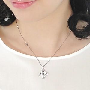 pt900 プラチナ ダイヤモンド ダイヤ ネックレス ペンダント 0.5ct ミルグレイン エレガンス フラワーモチーフ 花 豪華 GUPD1299 |  | 02