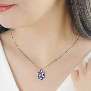 K18WG タンザナイト ネックレスの画像