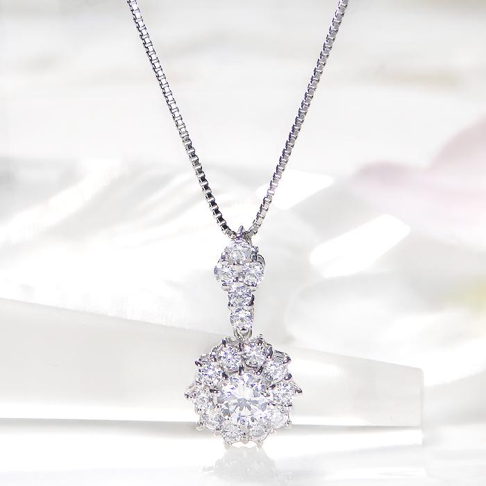 Pt900 0.8ct Hカラー SIクラス ダイヤモンド ネックレス 送料無料 Pt プラチナ 花 フラワー 人気 取り巻き 4月 豪華 誕生石 可愛い 0.8カラット GUPD670の画像