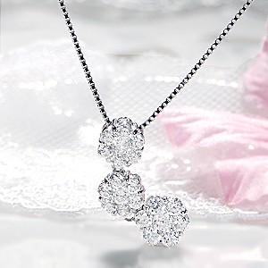 pt9001.0ct フラワー ダイヤモンド ネックレス : グッドラック
