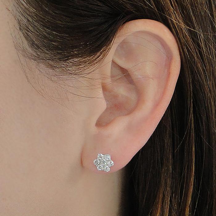 pt900 1.00ct ダイヤモンド ピアス 送料無料 ダイヤ ダイア 花 プラチナ 可愛い お花 1カラット フラワー 花 上品 ダイア ４月 誕生石 プレゼント人気 GUPE204の画像