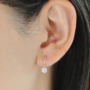 K18 WG ゴールド ダイヤモンド ダイヤ フラワー ピアス 花 0.3ct 揺れる GUPE297SPの画像