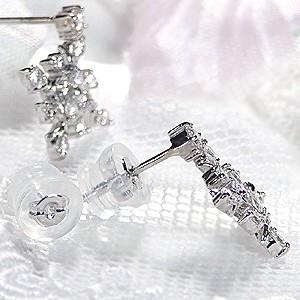 pt9000.5ct スノーフレーク ダイヤモンド ピアス : グッドラック