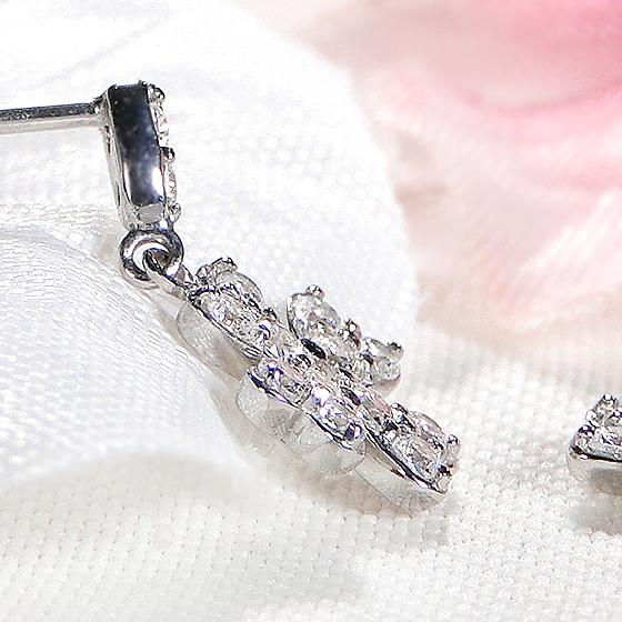Pt900 ダイヤモンド フラワー ピアス0.5ct Pt900 0.5ct ダイヤモンド フラワーモチーフ ピアス 送料無料