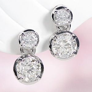 Pt9000.5ct ツイン ダイヤモンド ピアスの画像