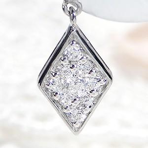 pt9000.50ct ダイヤモンド ピアスの画像
