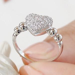 K18 WG ゴールド ダイヤモンド ダイヤ 指輪 リング ハート パヴェ 0.3ct ハートモチーフ GUR1074の画像