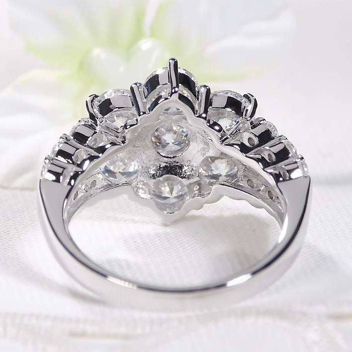 pt900 3.0ct フラワー ダイヤモンド リング レディース 指輪 刻印無料