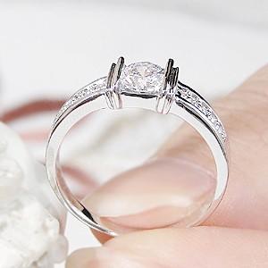 pt900 プラチナ ダイヤモンド ダイヤ 指輪 リング エタニティ 重ねづけ 大粒 SIクラス 0.6ct GUR1273の画像