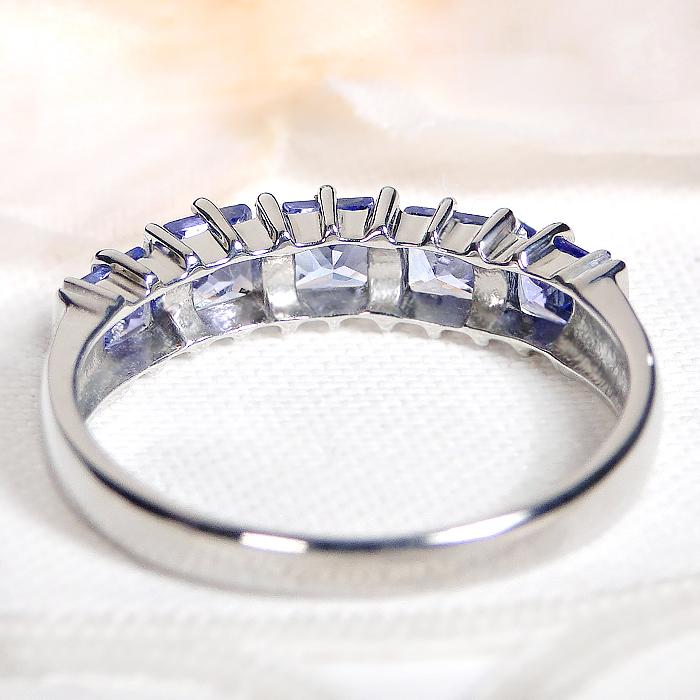 天然タンザナイトのリング Pt900 0.7ct タンザナイト リング 送料無料 プラチナ PT900 タンザ
