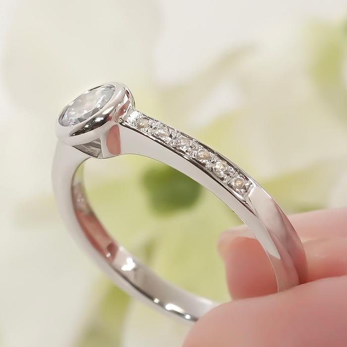 Pt900 0.58ct ダイヤモンド リング 送料無料 指輪 結婚 婚約 Hカラー