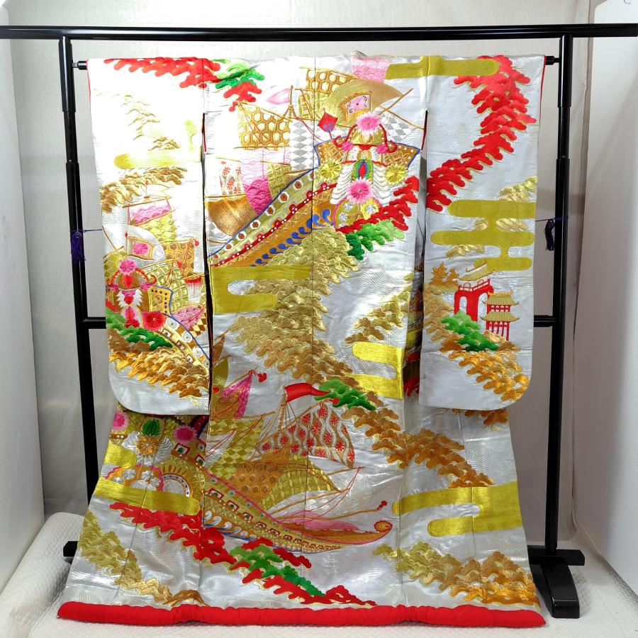 【used】着物『打掛』舞台衣装　インテリア　kimono uchikake　和装　花嫁衣裳　日本　Japanese　伝統衣装　中古品 | 
