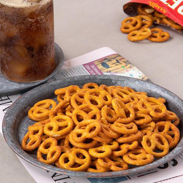 SAMJIN] プレッツェル トッポキ味 / 70g ミニプレッツェル 甘辛く濃厚