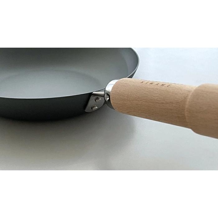 極JAPAN 完売 鉄フライパン 24cm 蓋付き ステンレス蓋 リバーライト 極