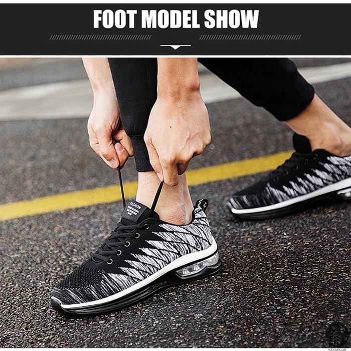 ランニングシューズ アッパーニット メンズ スニーカー エアクッション