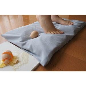 ふわふわ珪藻土足拭きバスクッション トリリア 6043 スペースグレイ