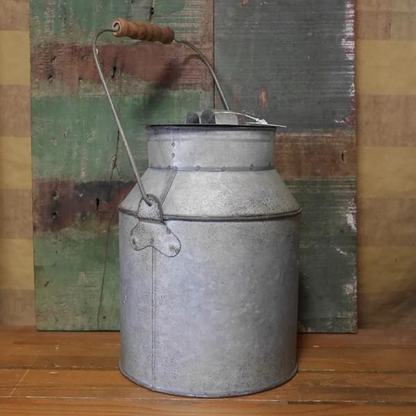 アルミ ミルク缶 ミルクポットフラワーポット フランス アンティーク ミルク缶 | Brocante de La Cocotte （フランスアンティーク