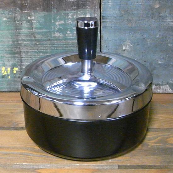Stelton 回転式灰皿 517 楽天市場】ステルトン 灰皿の通販