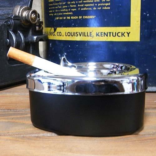 灰皿 卓上 トライアングルプッシュ灰皿 蓋付き 業務用灰皿 卓上灰皿