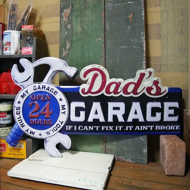 アンティークエンボスプレート ダイカット ブリキ看板 DAD'S GARAGE