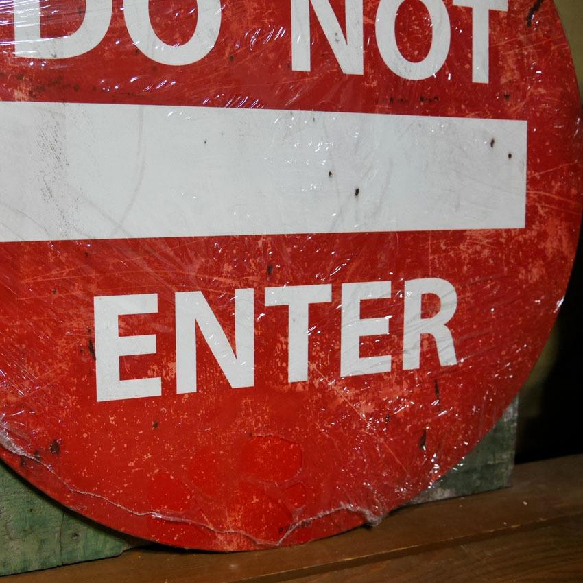 DO NOT ENTER スティールサイン 進入禁止 標識 トラフィックサイン看板