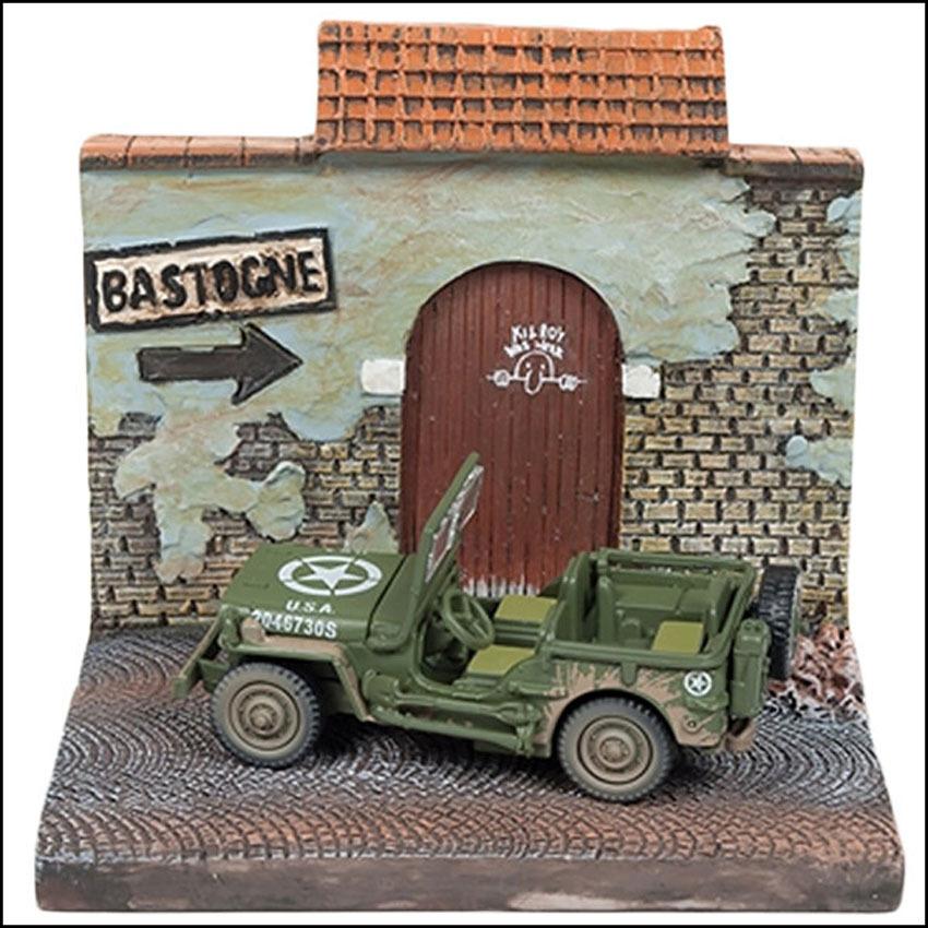 ジョニーライトニング ミニチュア ジープ JOHNNY LIGHTNING 1/64 WWII Willys MB Jeep & "To Bastogne" Diorama｜goodsfarm