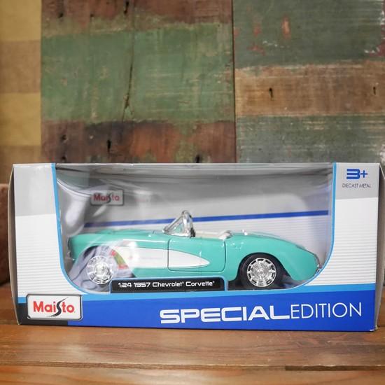シボレー コルベット 1957 Maisto 1/24 レトロミニカー Chevrolet