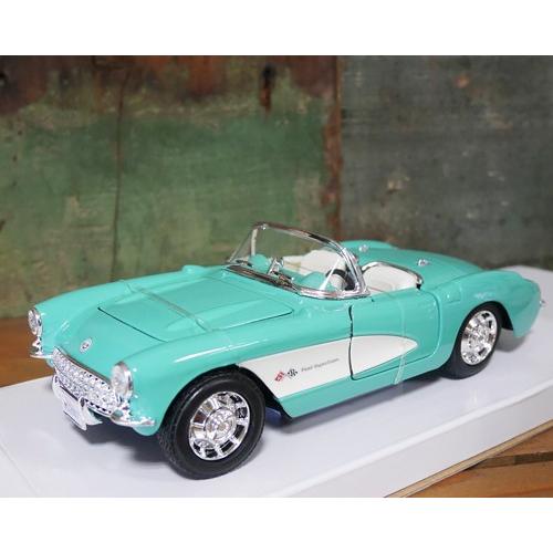 シボレー コルベット 1957 Maisto 1/24 レトロミニカー Chevrolet
